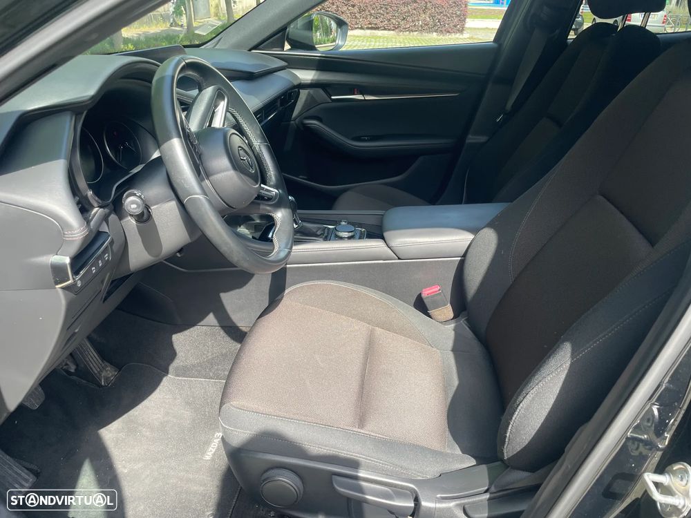 Mazda 3 Hatchback 2.0 Sky-G Evolve P.i-Actvsense +P.S.+P.S - 8