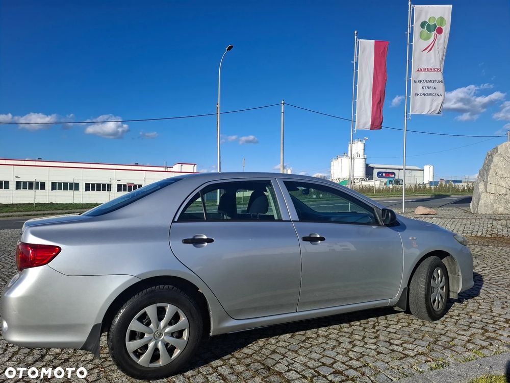 Toyota Corolla 1.4 VVT-i Terra - 24