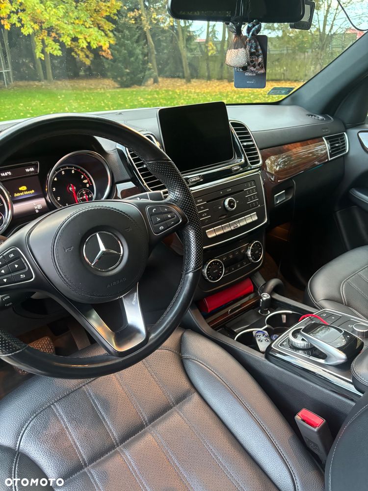 Mercedes-Benz GLS - 6