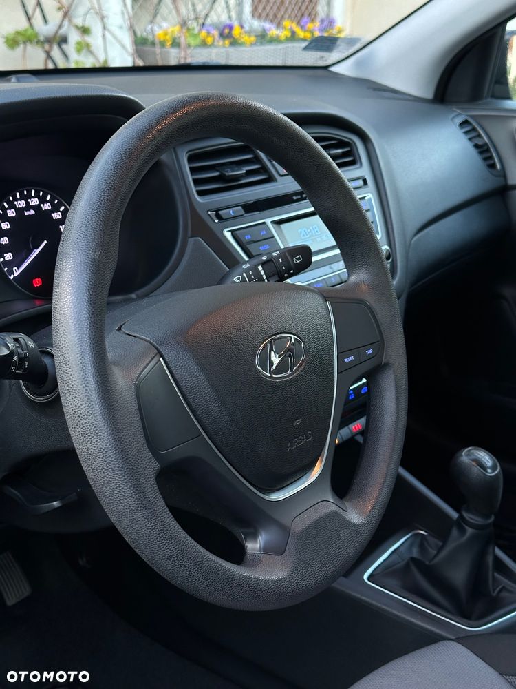 Hyundai i20 1.2 Elegant - 22