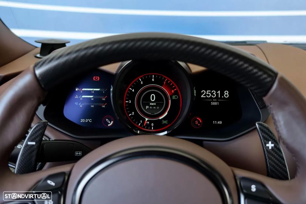 Aston Martin DBS Coupe 770 Ultimate - 8