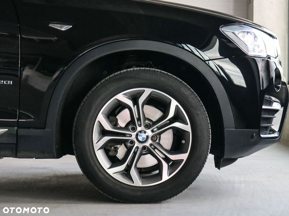 BMW X4 xDrive20i xLine - 9