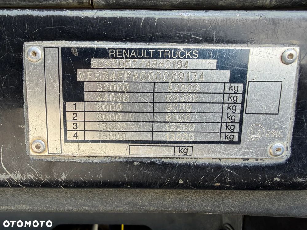 Renault KERAX - 10