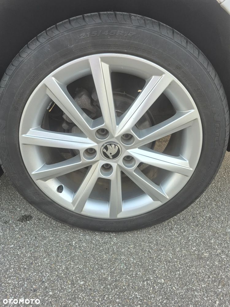 Skoda Octavia 2.0 TDI Elegance - 34