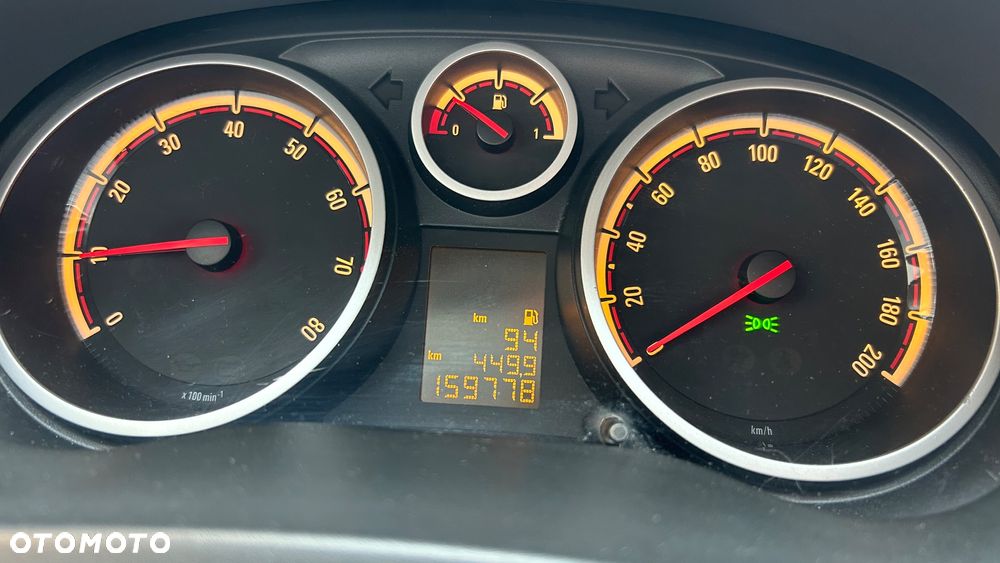 Opel Corsa 1.4 16V Color Edition - 12