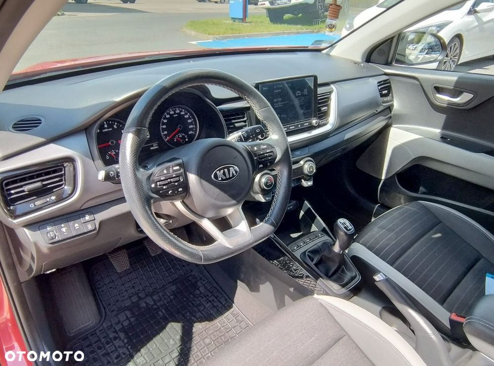 Kia Stonic - 13