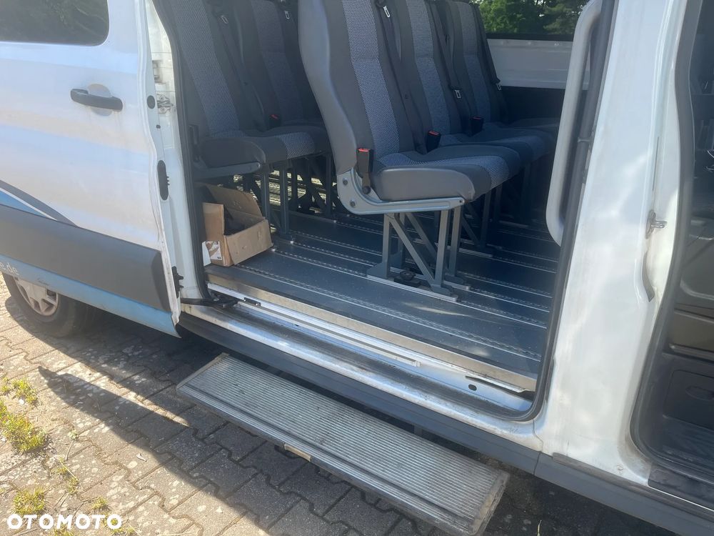 Ford Transit - 16