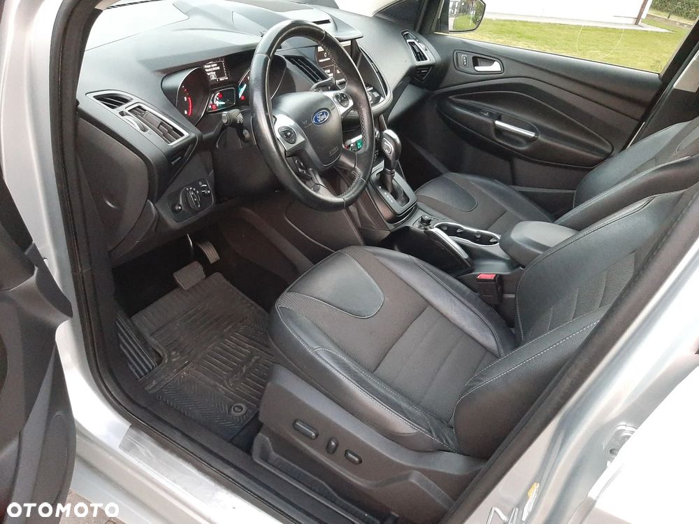 Ford Kuga - 3