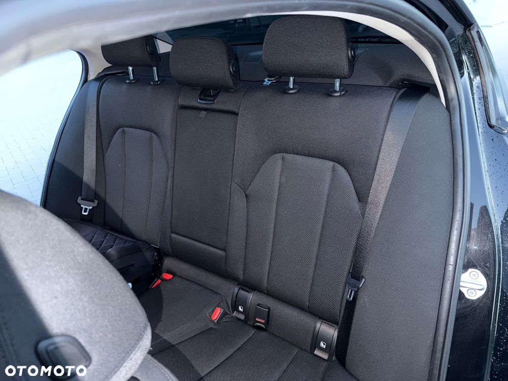 BMW Seria 3 320i - 19