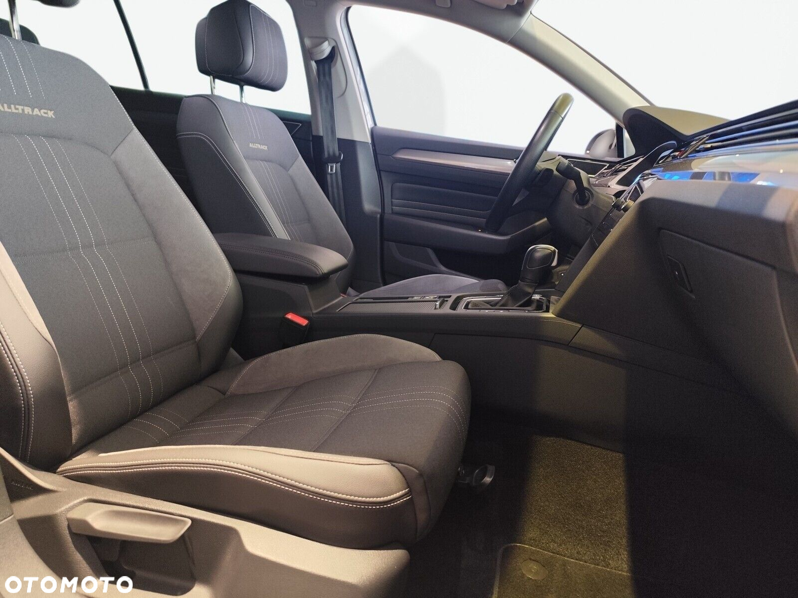 Volkswagen Passat - 18