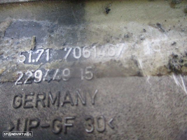 Aileron 51717061467 BMW E61 2005 520D 177CV 5P PRETO - 4