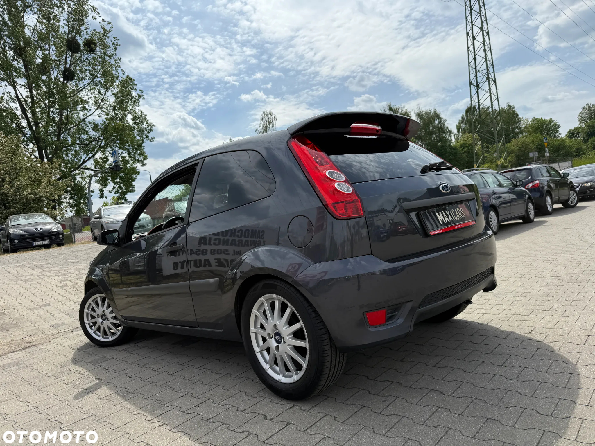 Ford Fiesta 1.4 Ambiente - 14