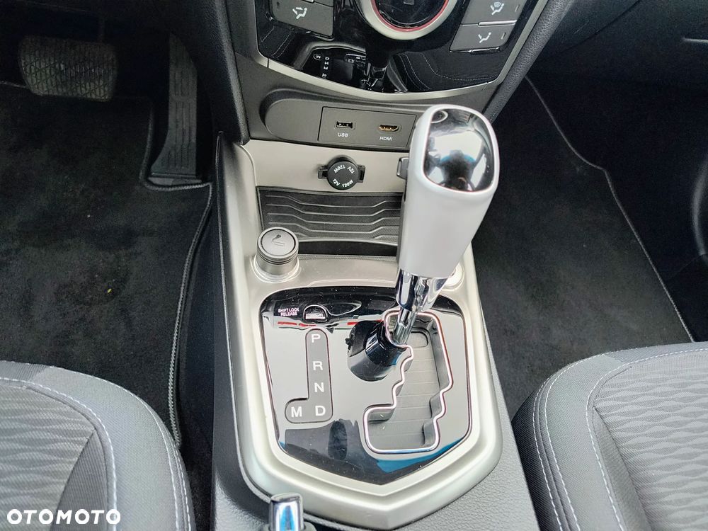 SsangYong/KGM Tivoli 1.6 Quartz - 26