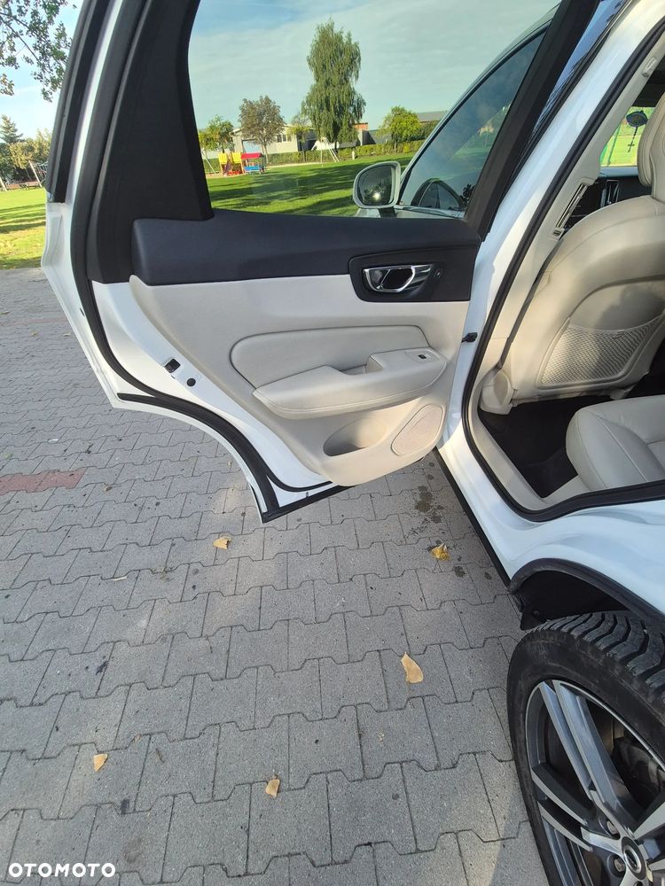 Volvo XC 60 T5 AWD Momentum - 10