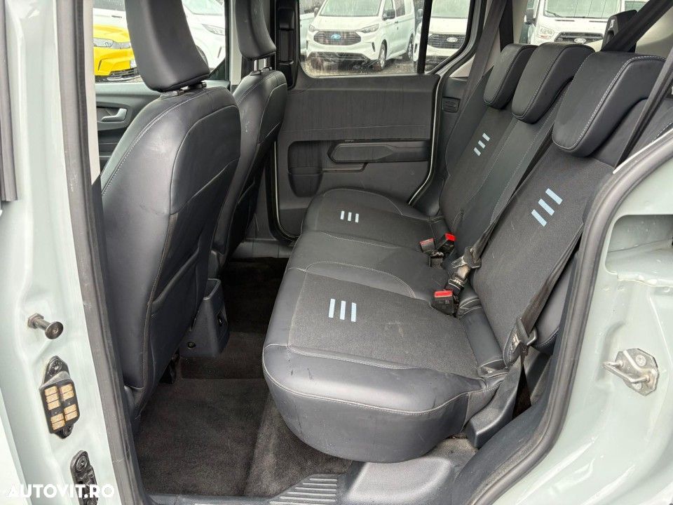 Ford Tourneo Courier - 8