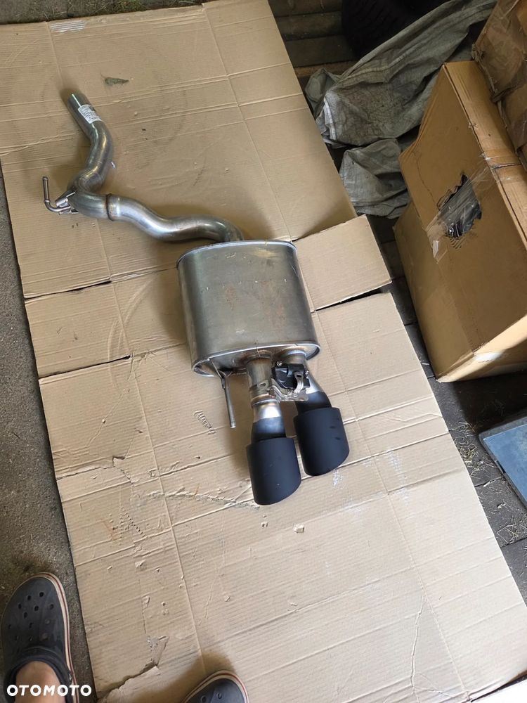 Prawy tłumik Ford Mustang MK-7 VII S650 GT 5.0 PR33-5230-KF PR3Z5230AW 2794095 2695602 FCM/F1-9010-R PR33-5L274-EA - 4