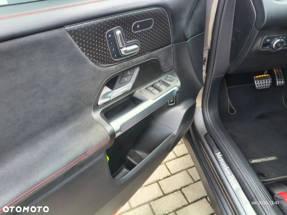 Mercedes-Benz GLB 220 d 4-Matic AMG Line 8G-DCT - 10
