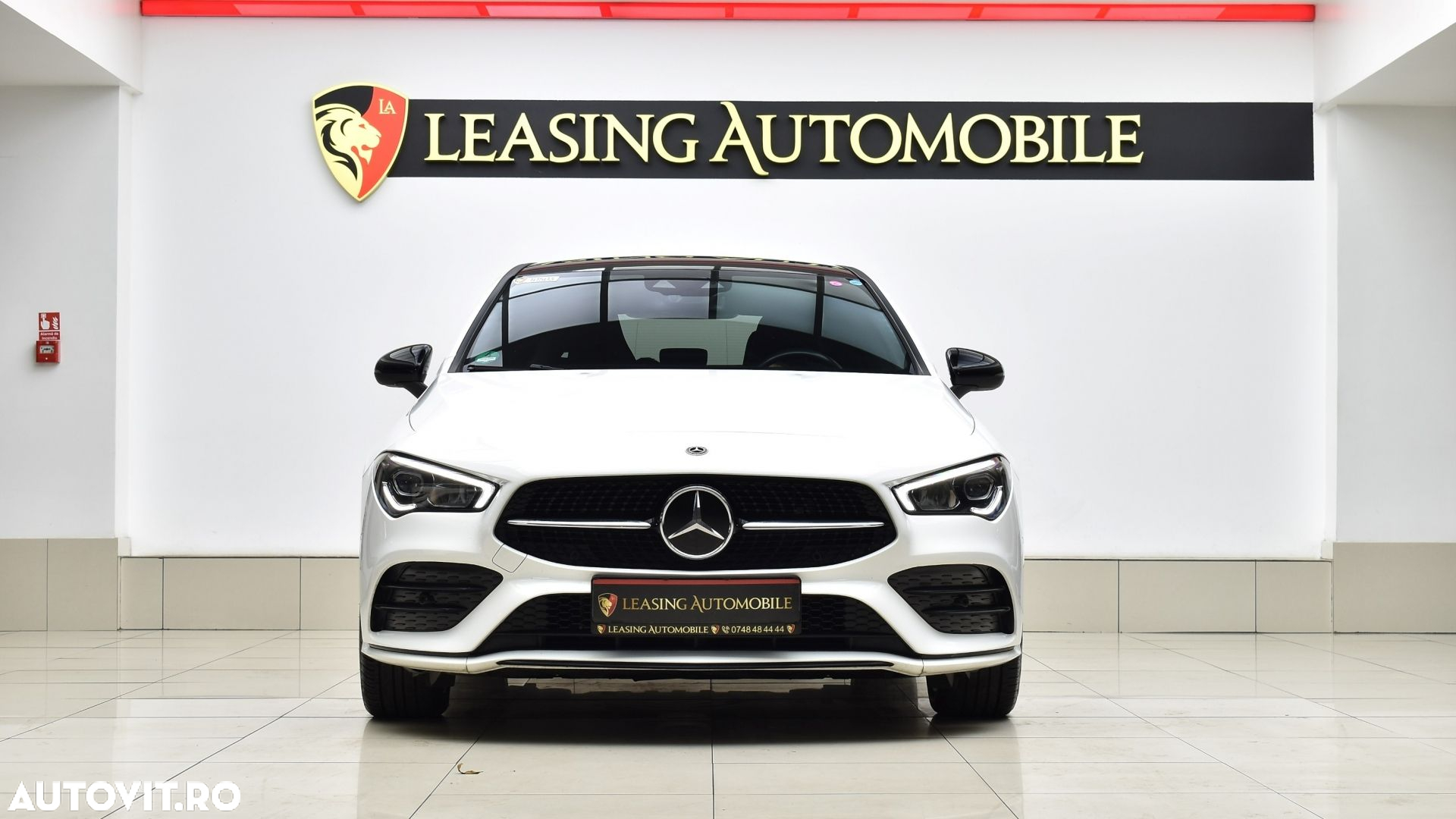 Mercedes-Benz CLA 250 e 8G-DCT AMG Line - 3