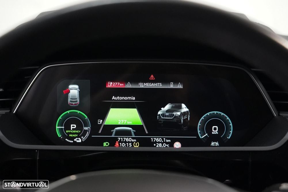 Audi Q8 e-tron 55 quattro Advanced — fotografia 9