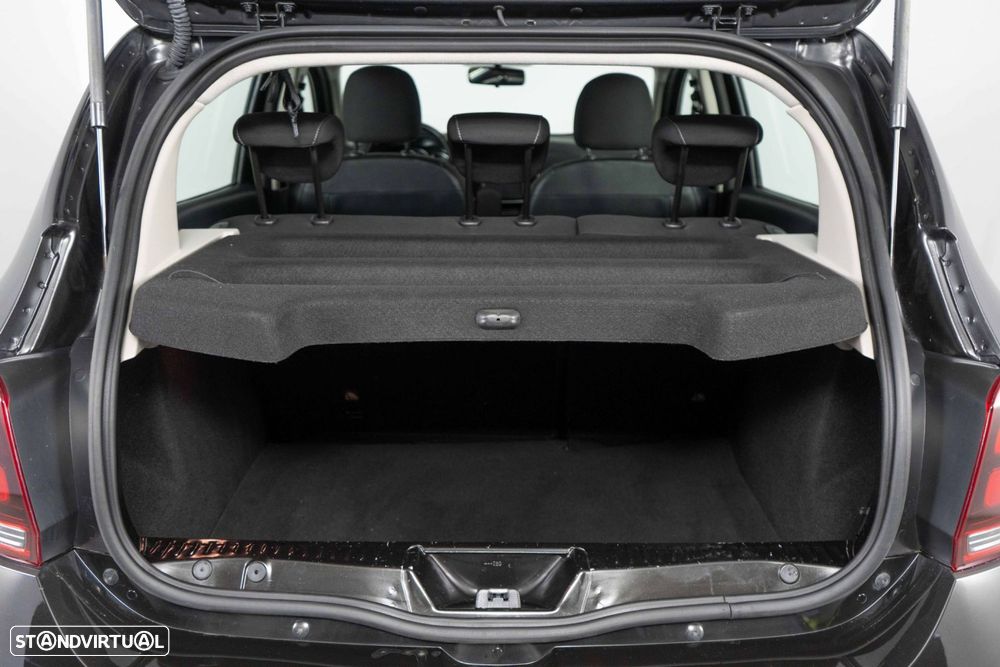 Dacia Sandero 0.9 TCe Stepway - 11