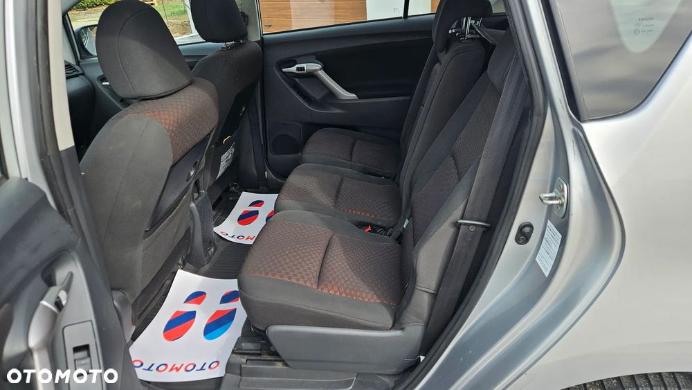 Toyota Verso - 23