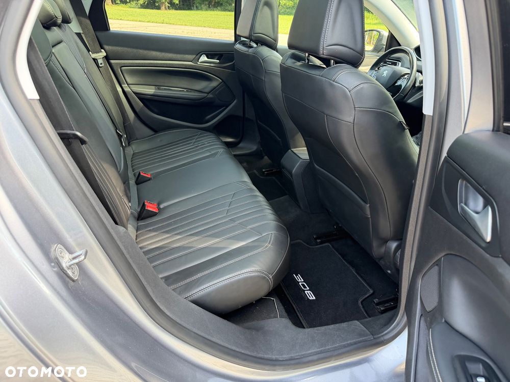 Peugeot 308 1.5 BlueHDi Allure S&S EAT8 - 9