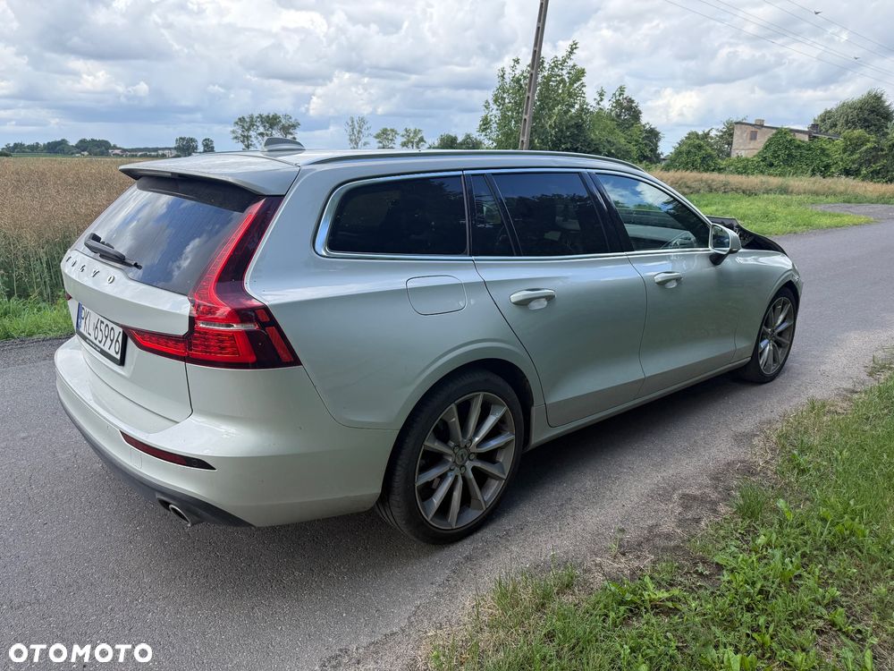 Volvo V60 D3 Geartronic Momentum - 12