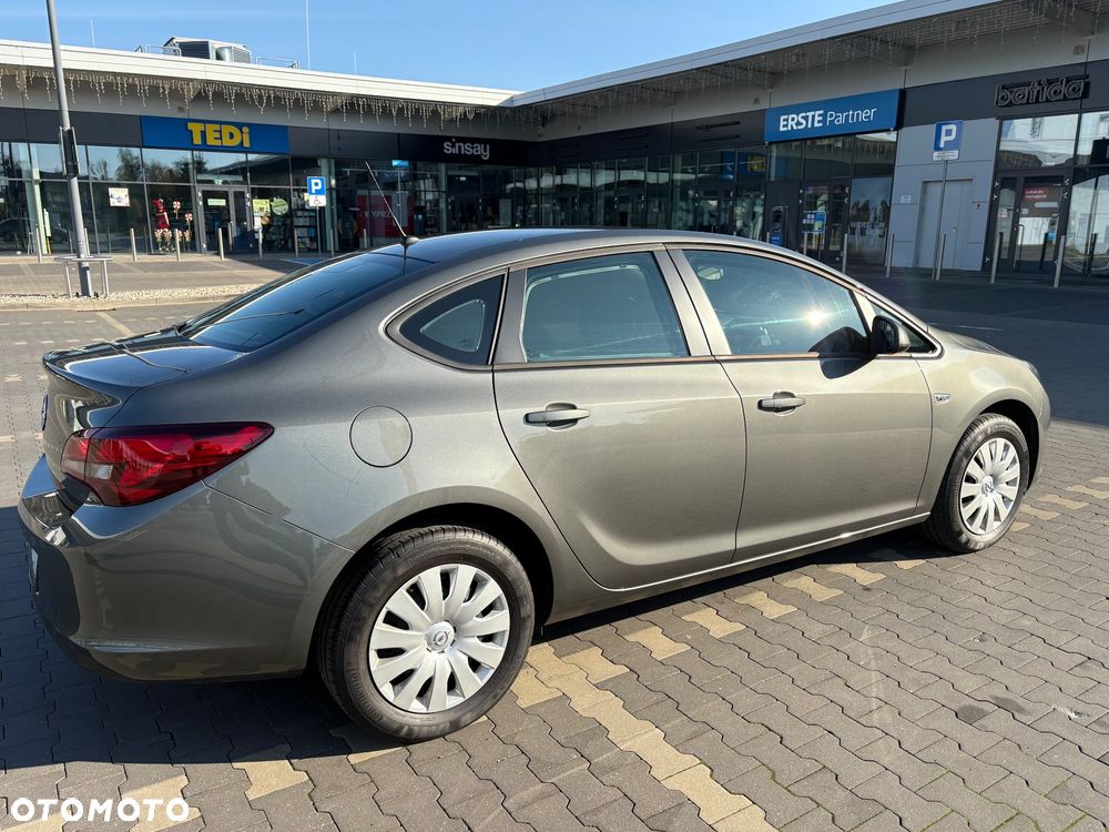 Opel Astra - 6