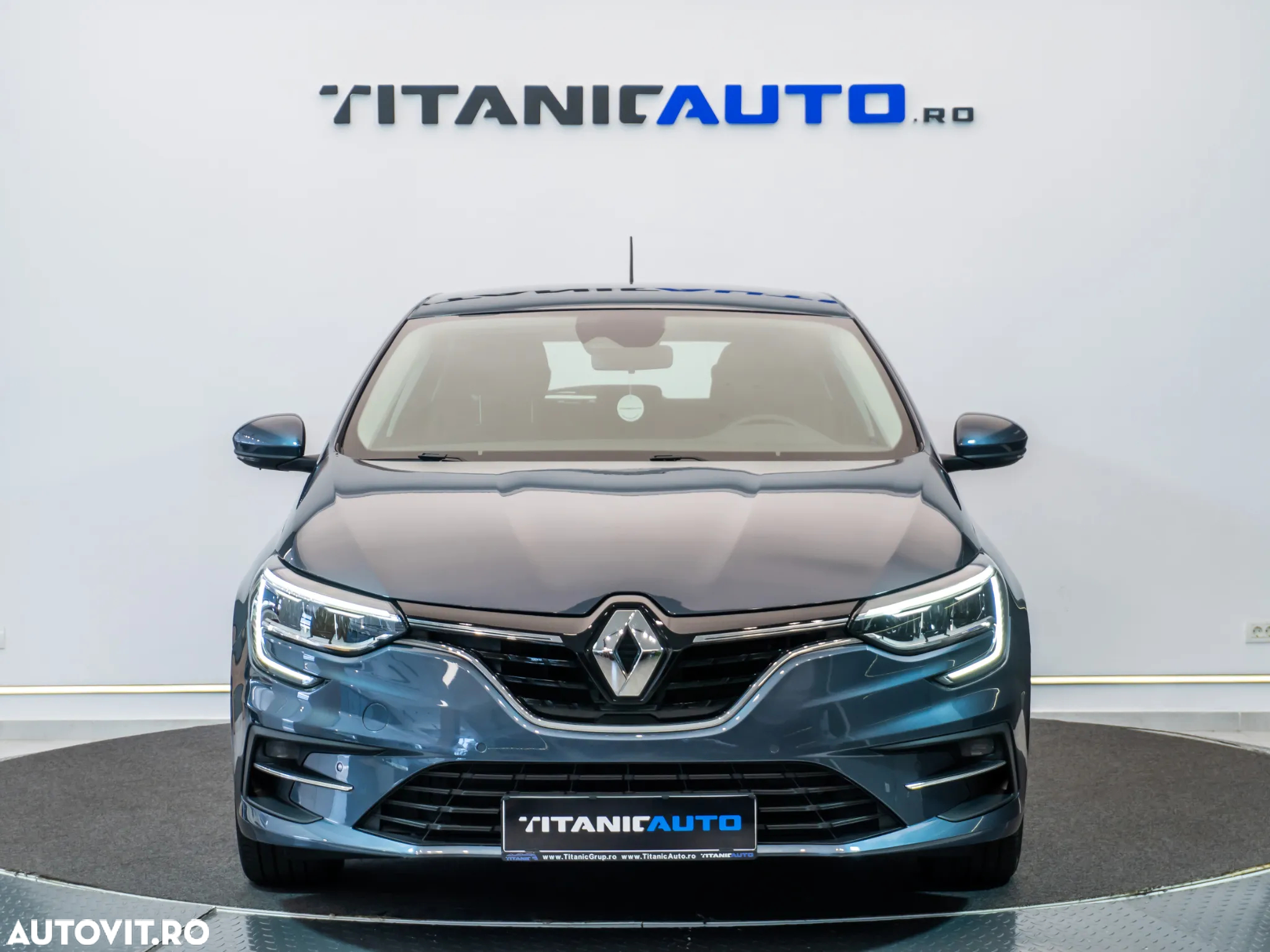 Renault Megane BLUE dCi 115 EDC BUSINESS EDITION - 11
