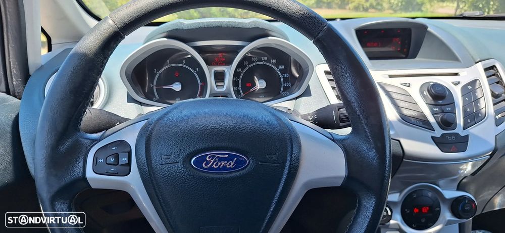 Ford Fiesta 1.25 Titanium - 9