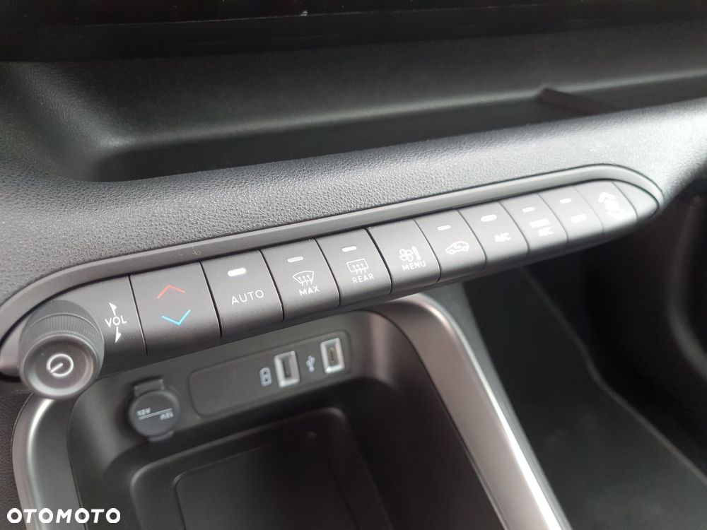 Jeep Avenger 1.2 GSE T3 Altitude FWD - 21