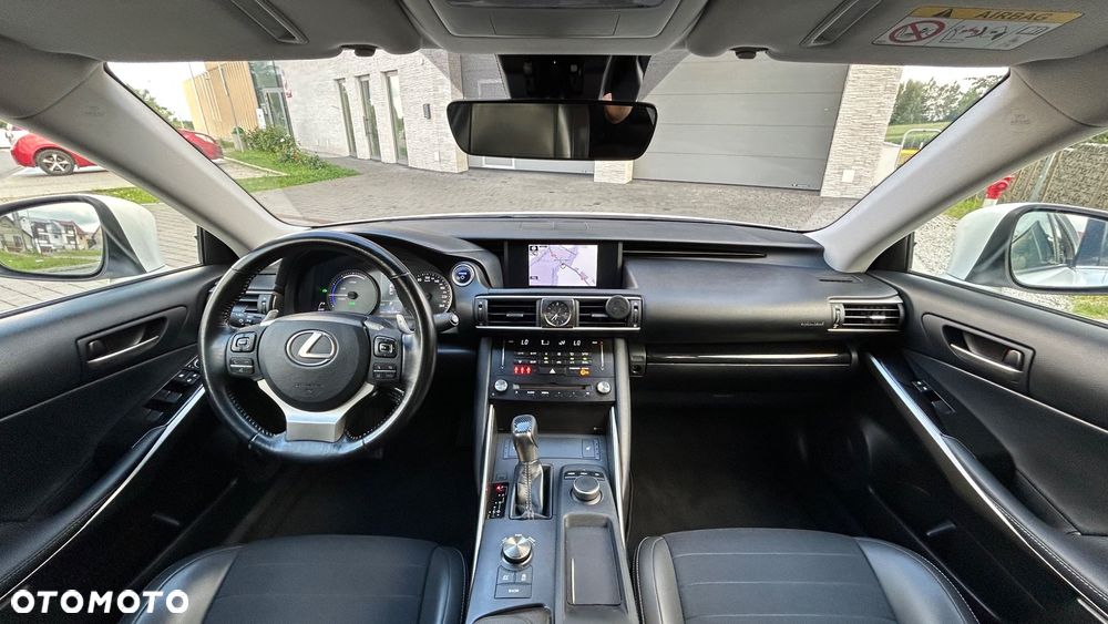 Lexus IS F SPORT - 20
