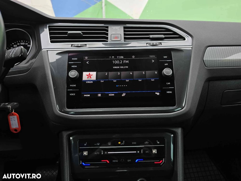 Volkswagen Tiguan - 13