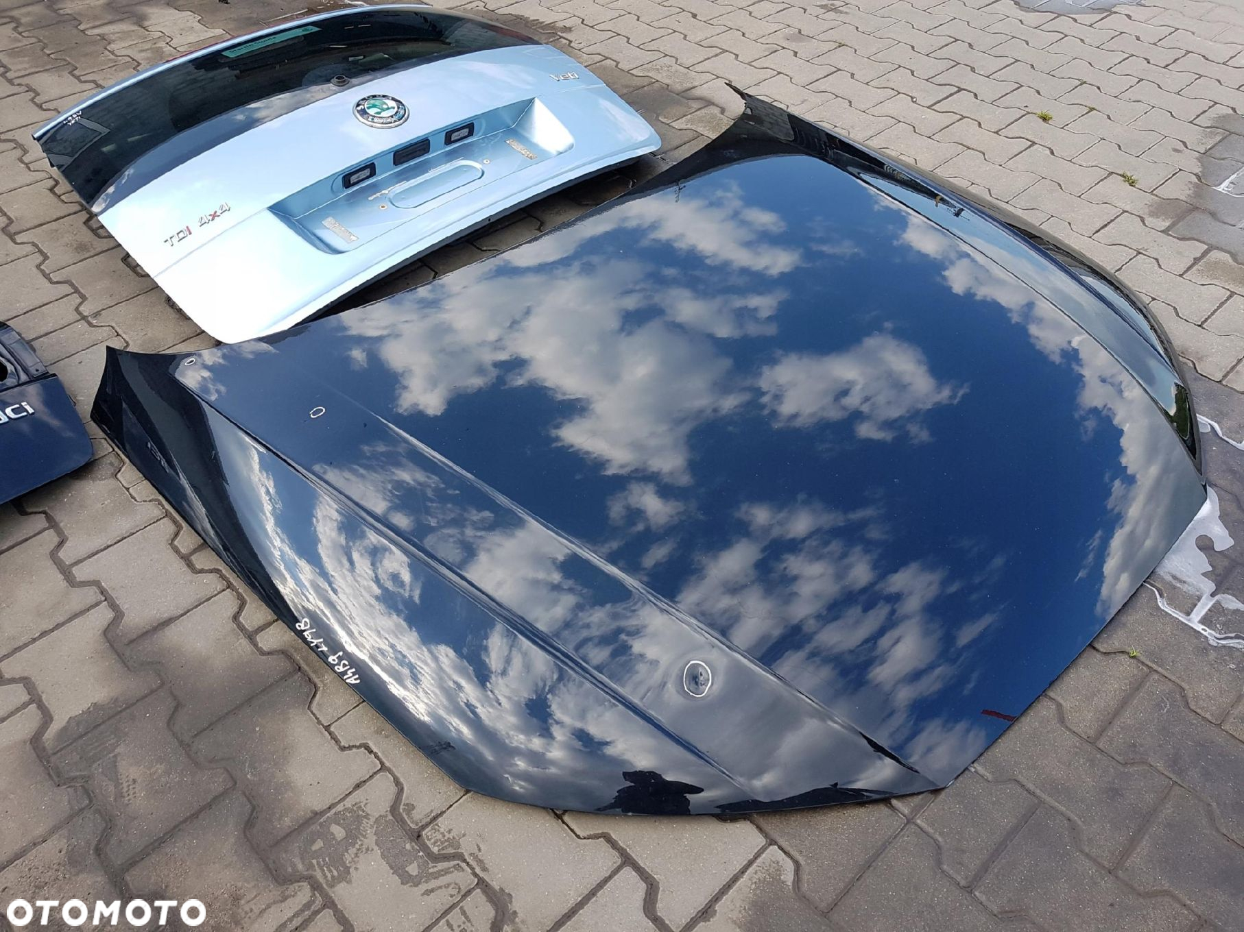 AUDI A4 B9 16r- MASKA LY9B - 4