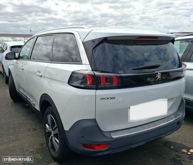 Peugeot 5008 1.2 PureTech Allure EAT8 - 4