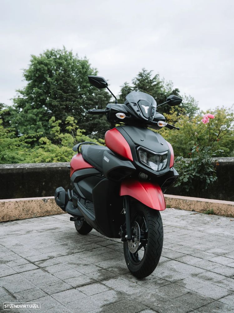 Yamaha RayZR 125 - 1