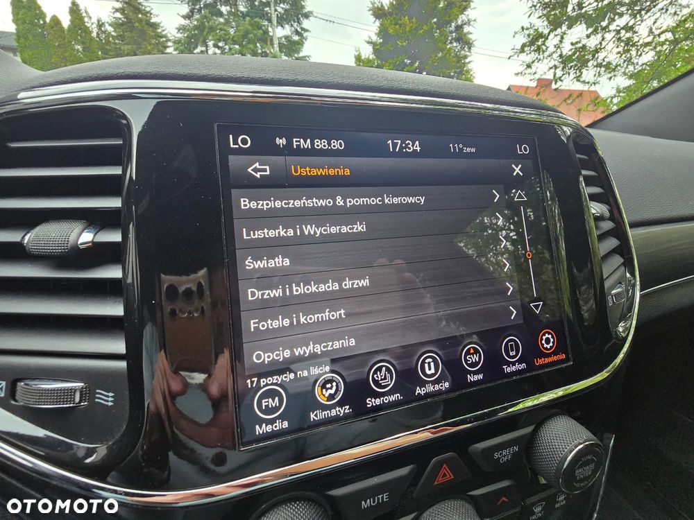 Jeep Grand Cherokee 3.6 V6 Laredo - 29