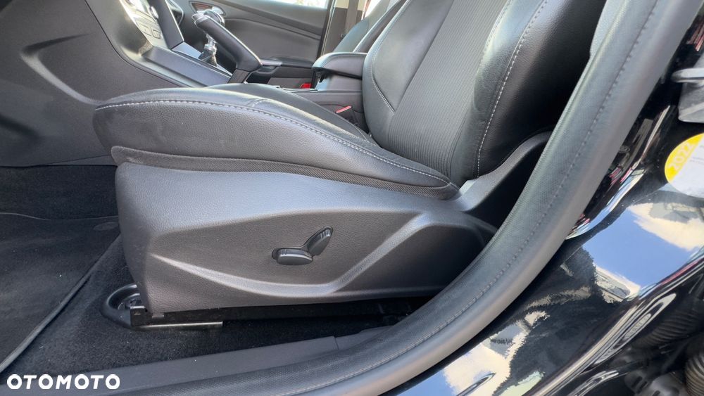 Ford Focus 1.6 EcoBoost Start-Stopp-System Titanium - 29