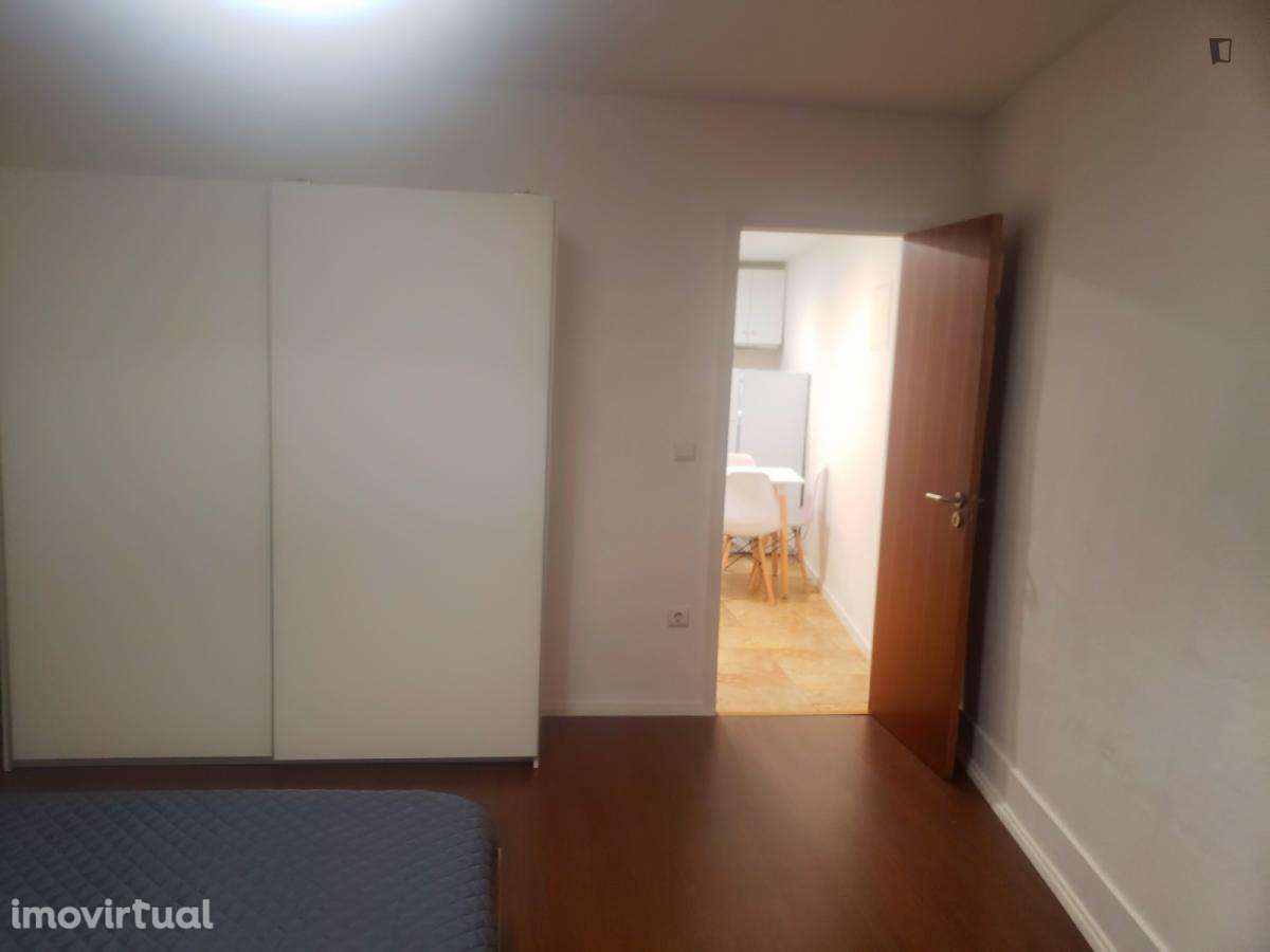Apartamento com 1 quartos - localizado em Baixa Coimbra - Grande imagem: 5/10