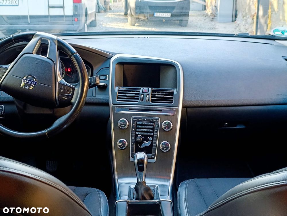 Volvo XC 60 D4 Momentum - 2