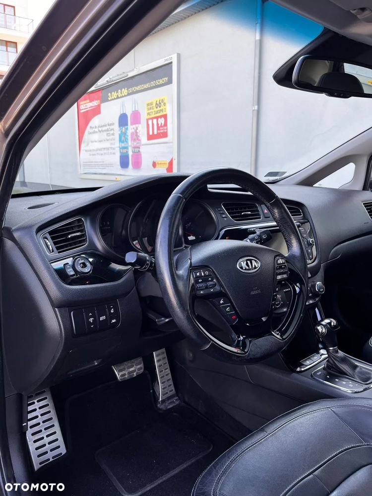 Kia Ceed Cee'd 1.6 GDI L DCT - 13
