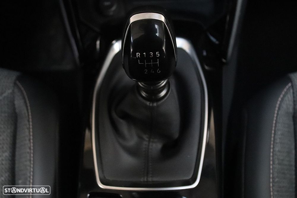 Peugeot 2008 1.2 PureTech Allure - 13