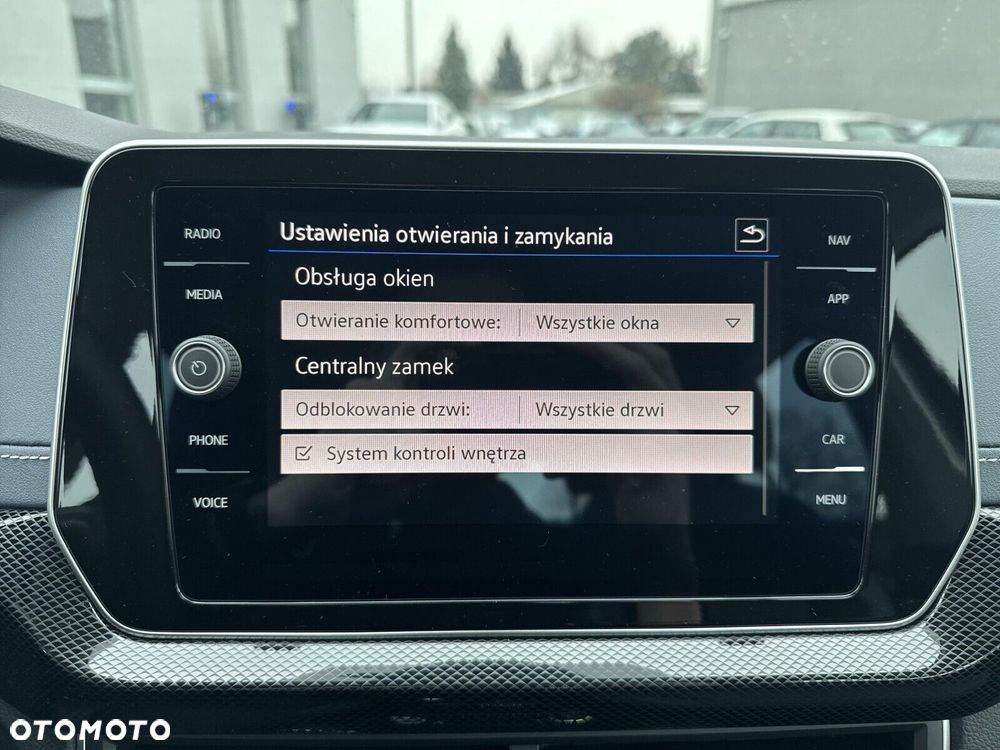 Volkswagen T-Cross - 37