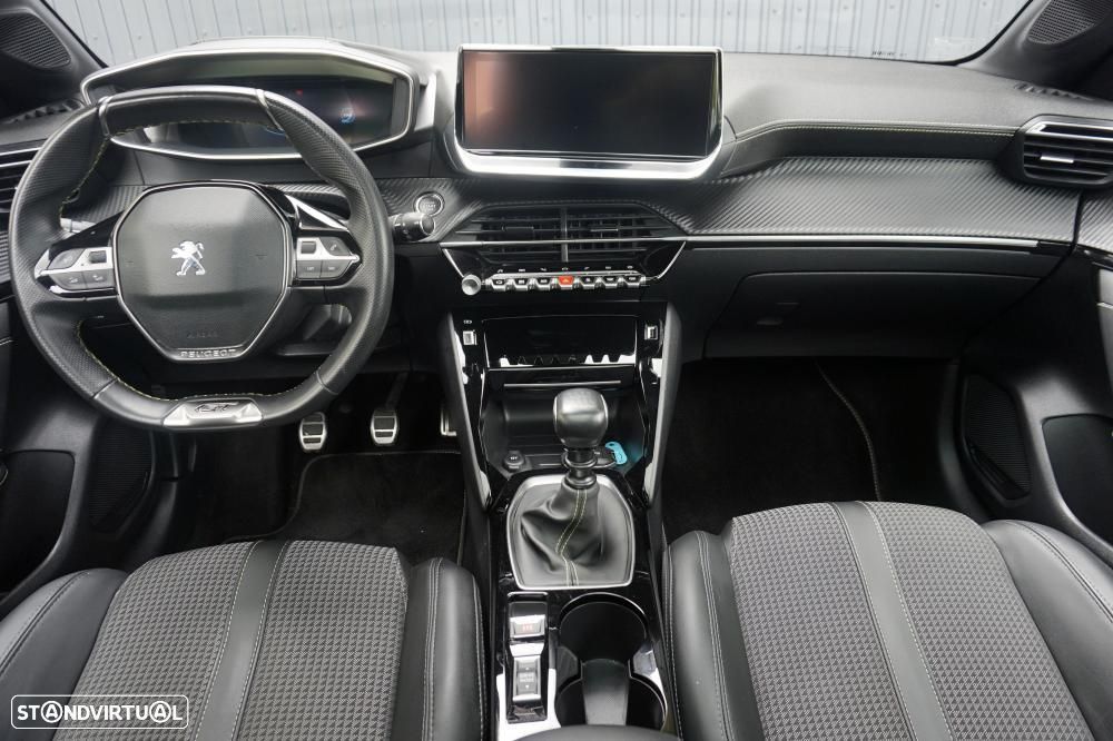 Peugeot 208 1.2 PureTech GT - 8