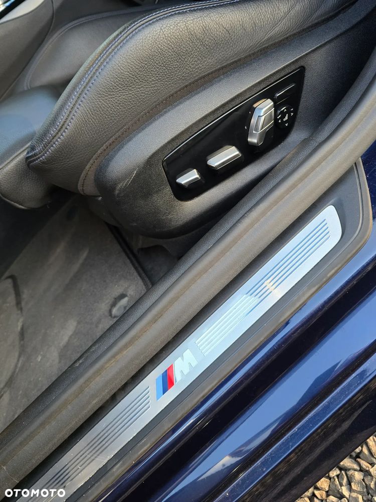 BMW Seria 5 520d Efficient Dynamics M Sport sport - 35