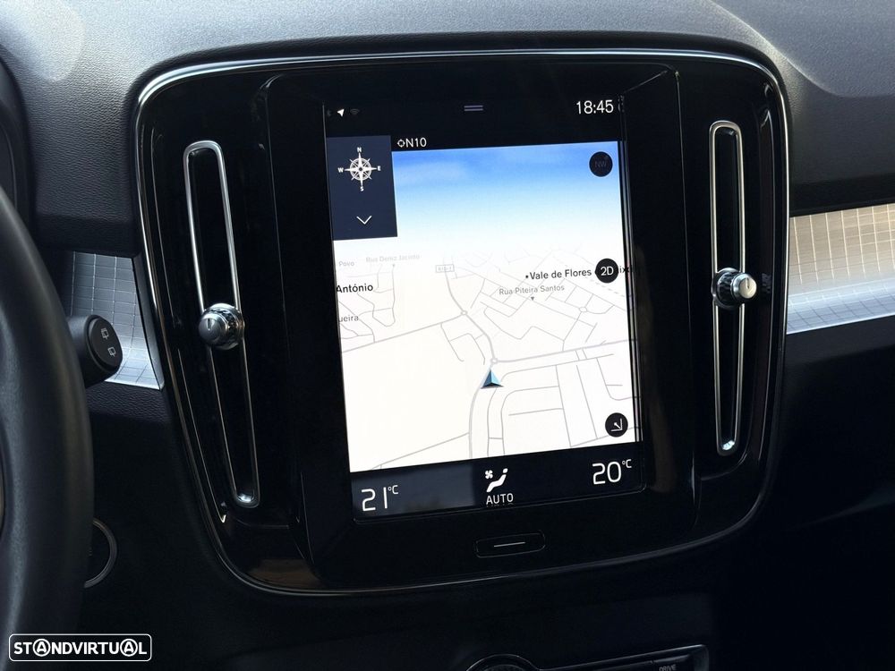 Volvo XC 40 2.0 D3 Momentum Geartronic - 13
