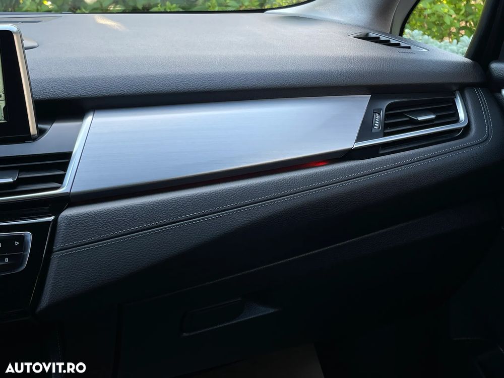BMW Seria 2 218d Sport-Aut. Sport Line - 14