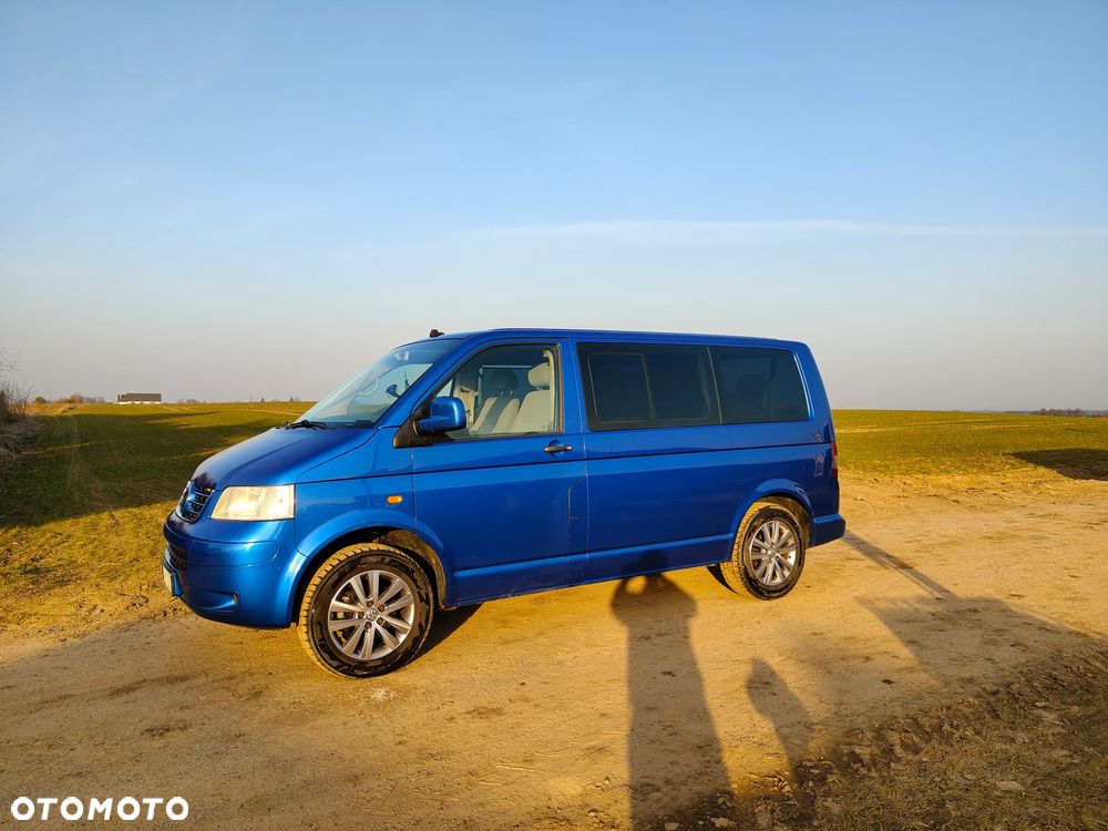 Volkswagen Transporter - 2