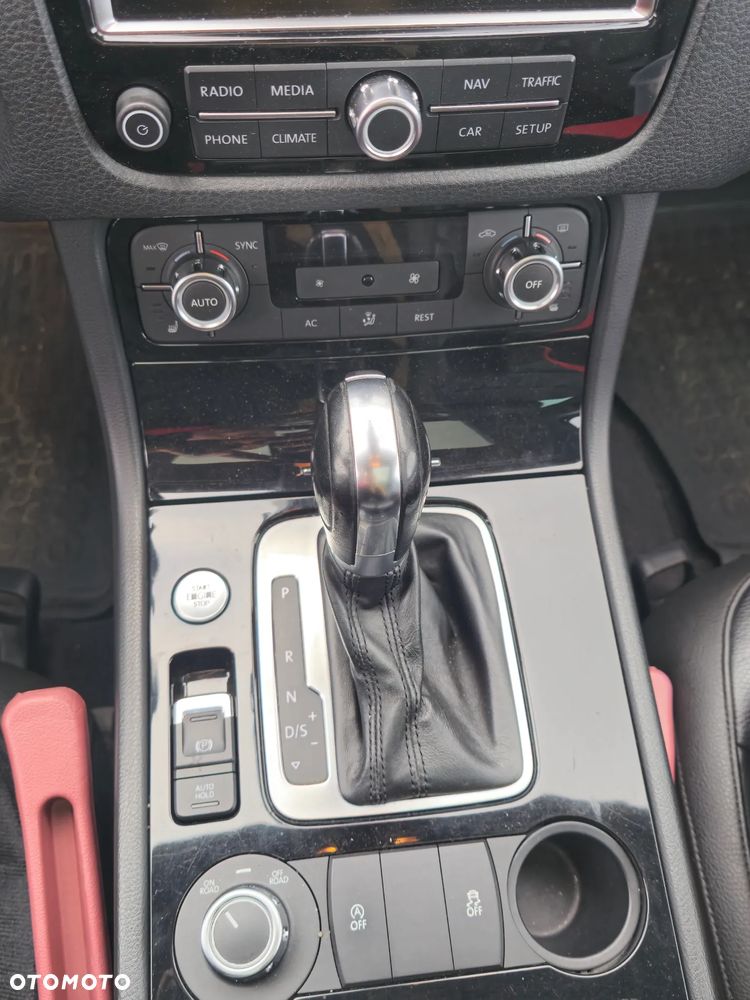 Volkswagen Touareg 3.0 V6 TDI BMT - 21