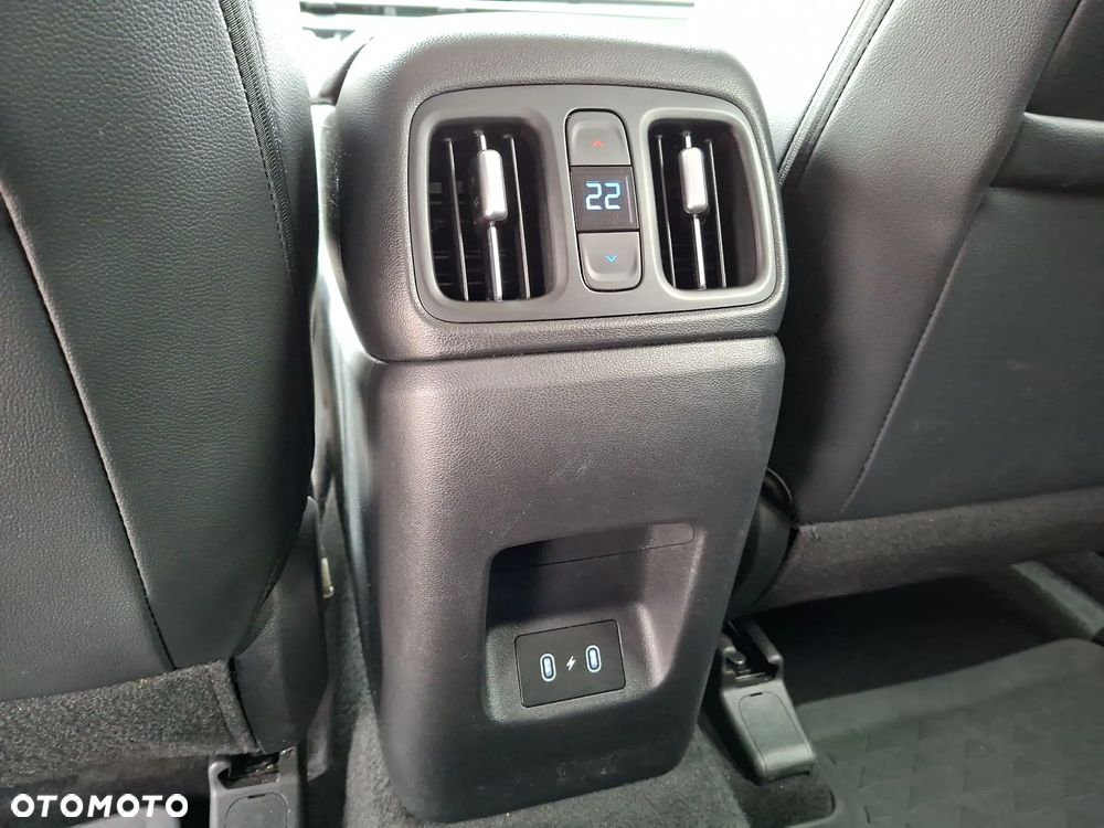 Hyundai Tucson 1.6 T-GDi HEV Executive 2WD - 35